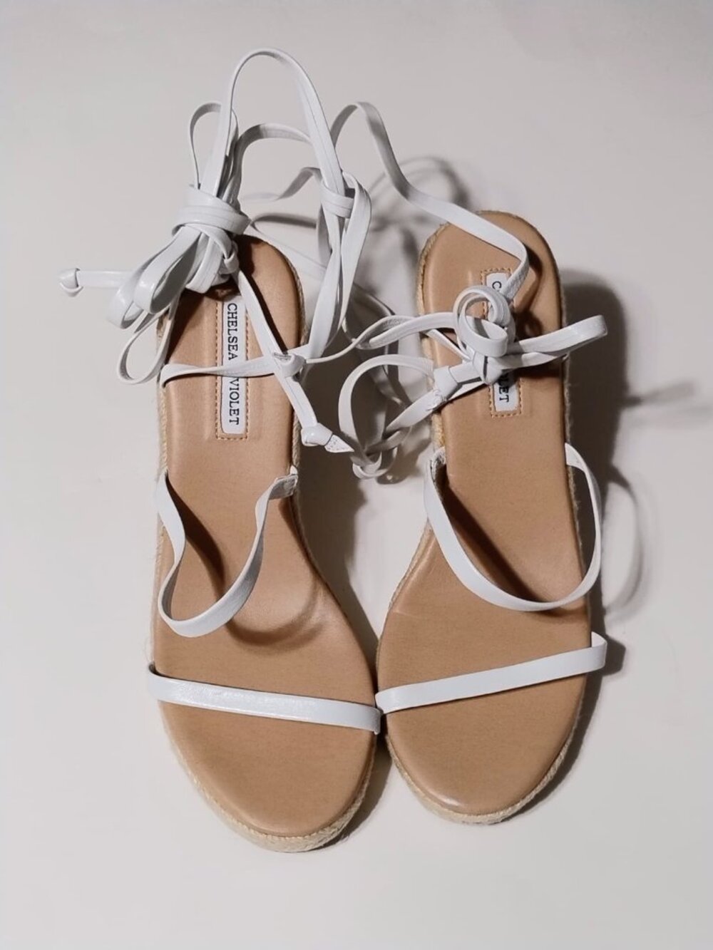 Chelsea & Violet Mariah Ankle Wrap Espadrille Wedge Sandals White Size 9.5M New